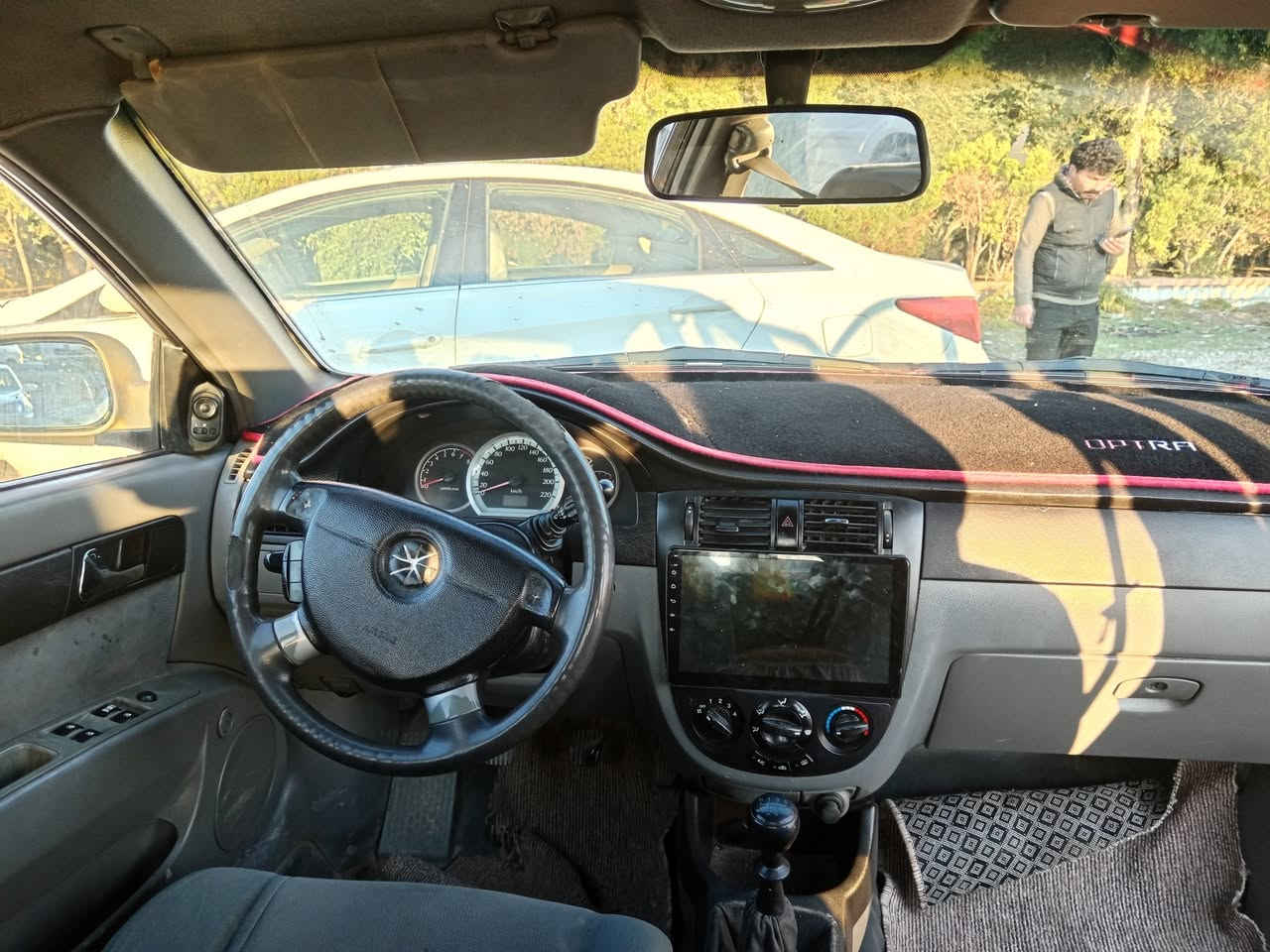 ئوپترای 2012 تاکسی گیر عادی
یەک پارجەی پیوەیە ایتر عام کراوە بو جوانی
دەگۆرمەوە بە شاهینەو مەلیکە
لەکەلارم 
37گلاو مەعامەلە
***********
