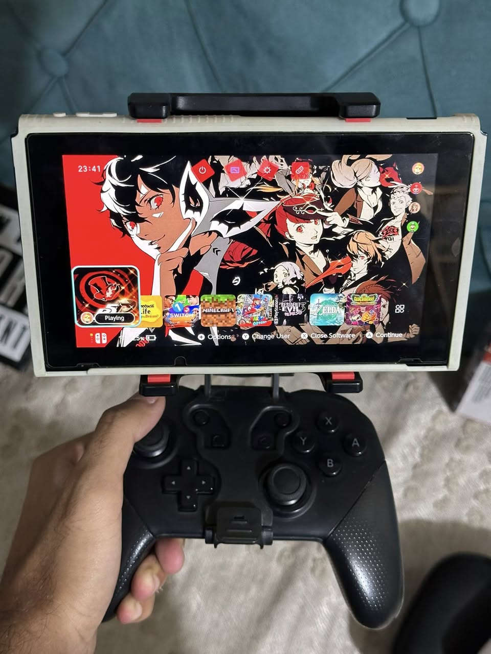 للبيع Nintendo Switch ذاكرة 128GB مهكر
نضامين وبدون أي مشاكل

الملحقات:

* جوستك برو كنترولر
* جويكونات أصلية عدد 2
* الجويكونات البيض 
* مسكة للجوستك تخلي اللعب مريح ووضعية الجهاز كلش حلوة
* جنطة للجهاز
* ستاند
* كل الملحقات الأصلية موجودة ✅

🚚 متوفر توصيل لكل العراق

السعر الكامل: 325 ألف
بدون البرو كنترولر ٣٠٠

إذا تريد الجوستكات وحدها:

* البرو كنترولر: 30 ألف


**إذا كنت صاحب هذا الإعلان وتريد حذفه لأي سبب، رجاءا أرسل رسالة إلى الدعم الفني**