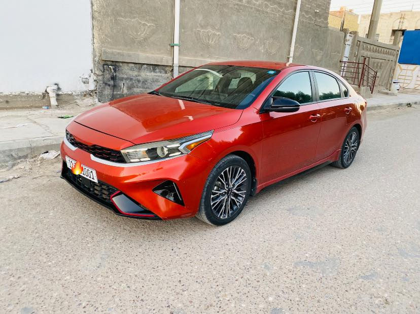 السلام عليكم 

فورتي GT-line 2023
فول مواصفات عدا الفتحه 
بصمه تشغيل عن بعد رادار جانبي رادار خلفي ورادار امامي توقف ذاتي تحديد مسار شاشه حجم كبير  فول تحكم ستيرن مودات قياده عادي نورمل سبورت فتح الصندوق اوتماتيك 
المكينه 2000 دوش المرغوب السياره نضيفه حيل 
حالياً ماشيه 60 الف ميل وداخله من امريكا ماشيه 58 الف ميل يعني ماشيه بلعراق الفين فقط ترقيم جديد صار اسبوع بغداد مشروع وطني بأسمي رقم شبه مميز 
حادثها تبديل جاملغ وباب فقط تبديل أصليات شرط الفحص وين ماتريد مال تفصيخ وبارد بلبنيد شويه من جهه الجاملغ 

السعر 163
مكاني ذي قار مركز 
للاستفسار  اتصال ***********
واتساب ***********
