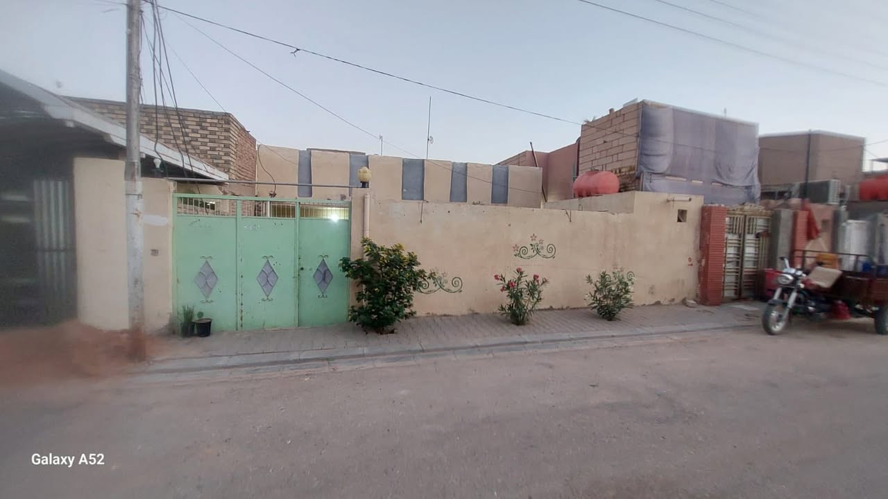 🏠 دار لبيع النجف الأشرف حي الميلاد فار مساحة 200 متر السعر 140 وبي مجال تواصل ***********
