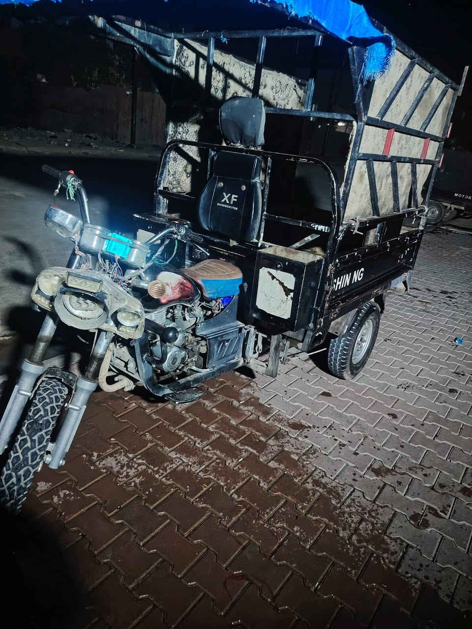 السلام عليكم شباب ستوته للبيع موديل 18 محرك 24 عليها فقط بليته سعر مليون و100 وبها مجال ***********? ستوته يرادلها مصرف شي خليل
