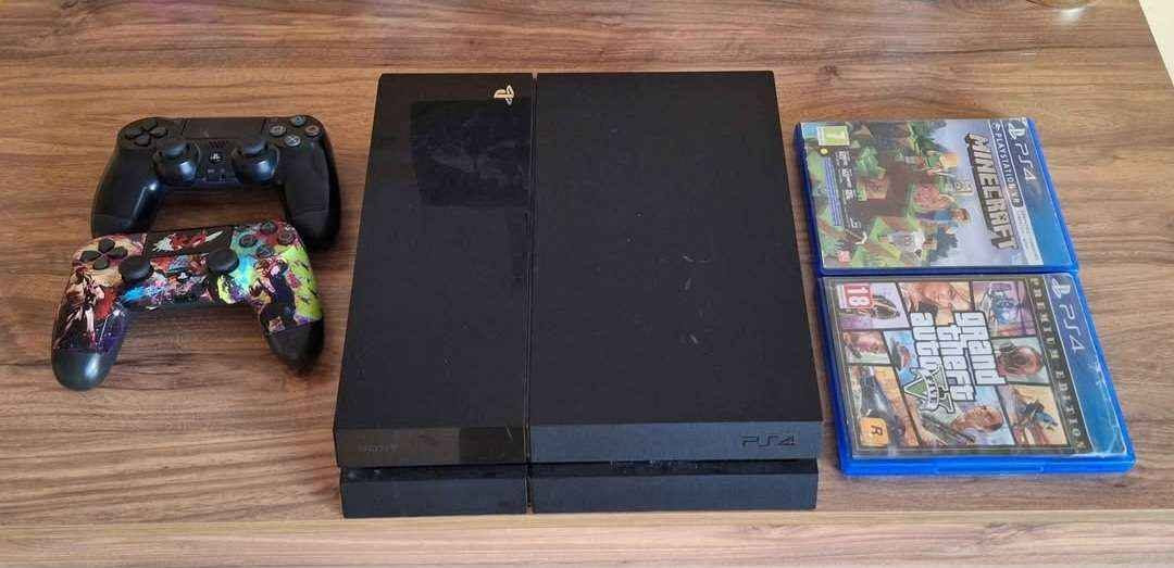 سلام عليكم  ps4 fat  مع لعبتين و ثنين جوستك بلادي 

سعر 200 الف قفل المكان كلك يم جامع نور المصطفى

سلام عليكم ئەمە  ps4 fat دوو گەمە لەگەڵدا هەیە لەگەل دوو دەستک بیلەدێ  زۆر پەک و خاوێنە  نرخ 200 هەزار قفل
 
WhatsApp.*********** الحمدانية, نينوى
