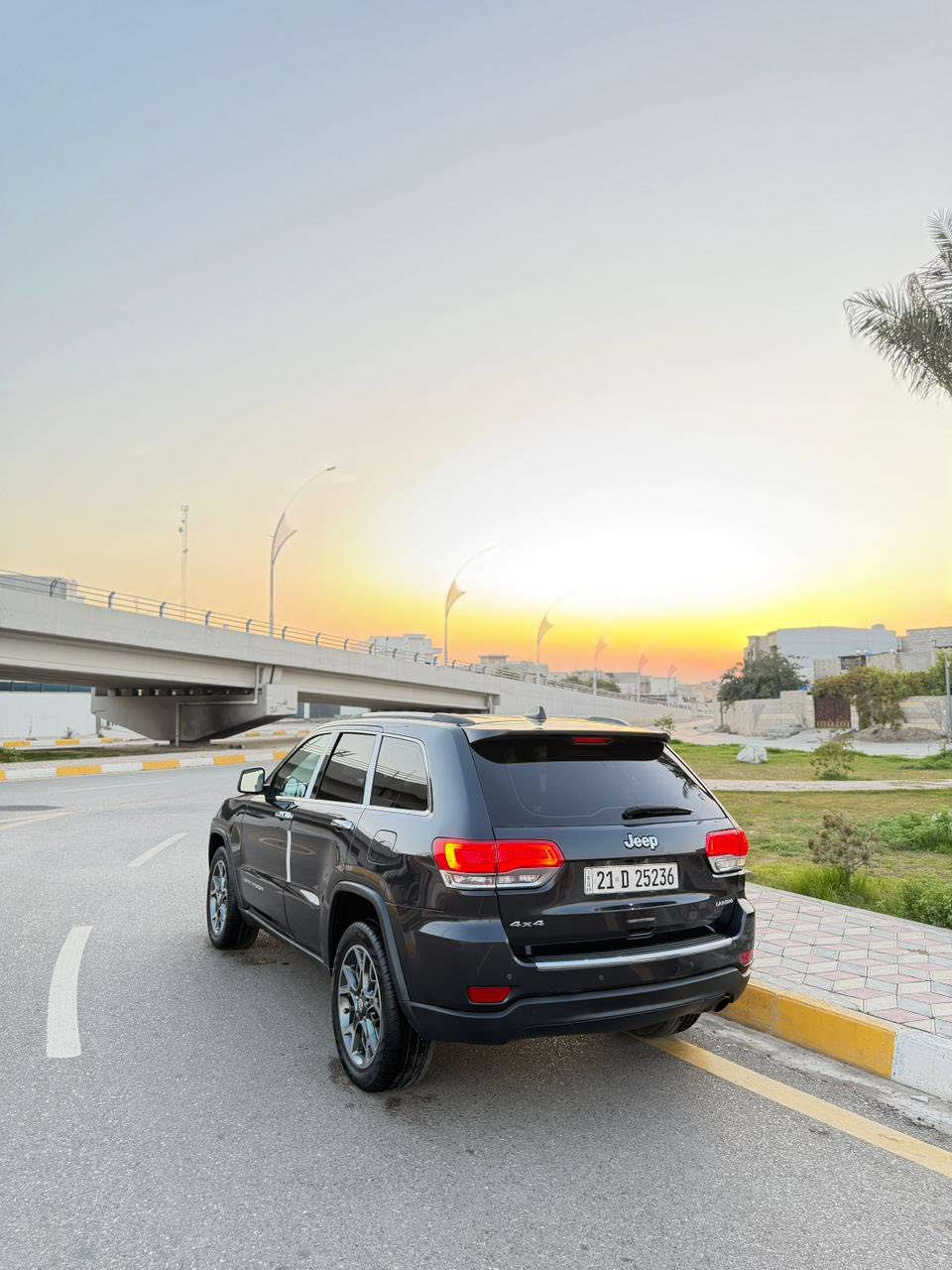 للبيع جيب لاريدو 2016
محرك كير بدون فتح 
الضرر/صفحه يمين صبغ مع بونيد بدون دواخل بدون ايرباك فقط رش
مكان السياره كركوك منطقه تسعين
سعر/178 
***********
