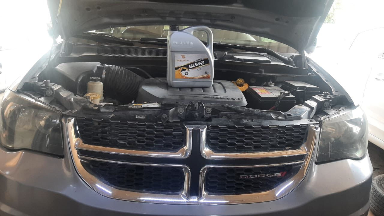 عند اختيارك زيوت بينتير و  بيسرول الالماني اعلم ان اختيارك صح .. 
1_ صار محركك ناعم 💯🇩🇪✅🇩🇪✈️
2_ ضمان محرك حقيقي 💯🇩🇪
3_ممشى 10 الف كيلو حقيقي 🇩🇪🇩🇪🇩🇪
4_الاسعار مناسبه لكل الزبائن المفرد والجملة ✅
5_ زيوت المانية المنشأ والتعبئة بتقنيات فريده من نوعها نختلف عن جميع الزيوت وهذا السر الذي يميزنا. ✅
6_ المصداقية اساس عملنا . ✅✅✅
7_ نحن الوكلاء والموزعين في العراق 💯🇩🇪
8- اغلب السيارات الرصينه والفاخرة والحديثة والقديمة تبحث عن ضمان محركها والوحيدين قبل 9 سنوات ضمان المحرك اساس عملنا . ✈️ وليس اليوم والكل تتعرفنا 🙏
العنوان بغداد سارع الربيع مجاور كنيسة قبل نفق الشرطة مجاور كنيسة ماريوسف 
***********.  _.  ***********
