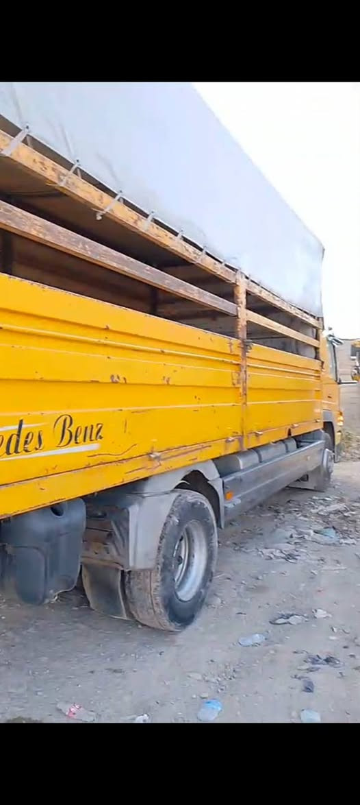 سلام عليكم اخوان سياره اتيكو البيع موديل 2006 حجم 1223 دبل قماره طول سته وربع رقم الموبايل ***********/‏‪0777 174 8070‬‏
