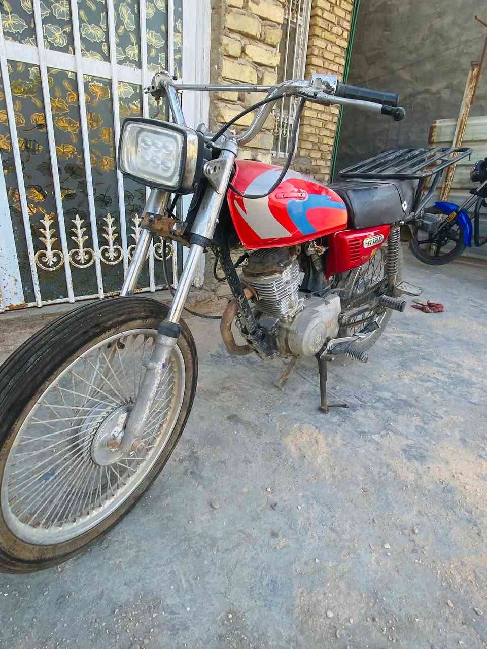 ب٣٠٠ وبيها مجال اوراق اوصولي


**إذا كنت صاحب هذا الإعلان وتريد حذفه لأي سبب، رجاءا أرسل رسالة إلى الدعم الفني**