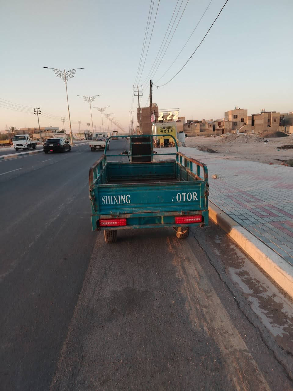 سلام عليكم ستوته دولفين للبيع موديل 2022 محرك 25كهربائيات كلها شغاله جاهزه الستوته للستفسار *********** غير متواجد خاص
