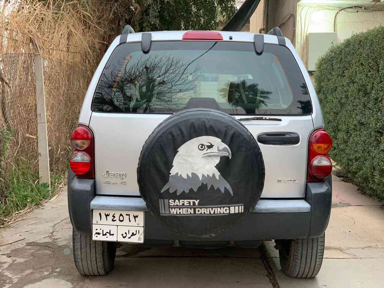 السلام عليكم ورحمة الله جيي ليبرتي 2006 السياره كفاله عامه السياره بسمي تحويل ثاني يوم السعر ٩٨ وبيه مجال ***********
