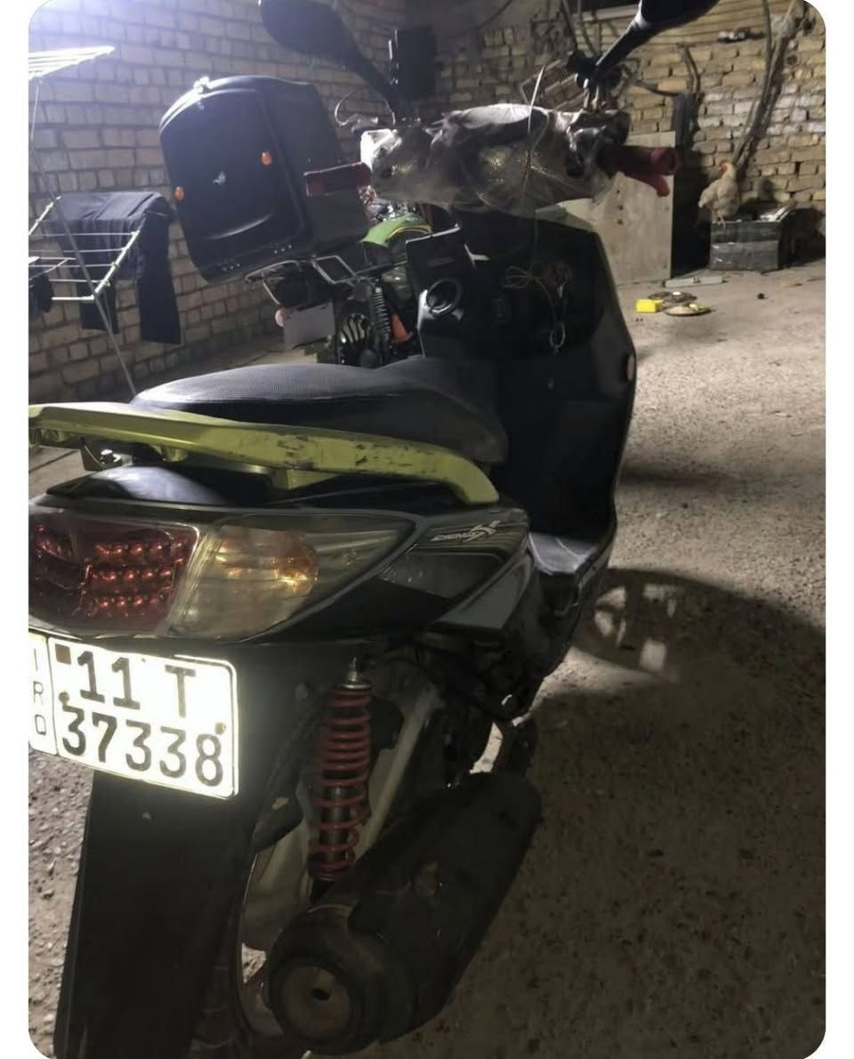 (مكلف بالنشر)👍🏻
دراجة 🏍️سكنس فحل نوزل مرقم بغداد رقم انكليزي🫶🏻 لوحتين تحويل ثاني يوم الدراجة شوفة عينكم نضيفه مكينة خير من الله ✨لانضوح لاتبخير شلعه مرتبه معدلها قوي الدراجة راعيها رجال جبير يروح بيها للشغل ويرجع دهن كل 10 ايام يتبدل بانزين محسن الدراجه كهربائياتها كلها شغاله///معروضه بسعر 2:300 الشراي اله مجال منالسعر🤍
مليونين وتلثميه //*********** رقم راعيها بيه واتساب لحد يدخلي خاص اني مكلف بالنشر🌱🤍
