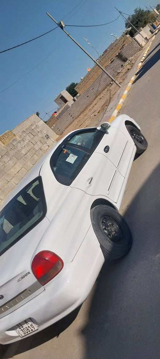 يالله سوناتا للبيع مديل ٢٠٠٠ كير مكينه مكفولات حداديه أمامي خلفي لوك كهربائيات كلهاشغاله مصبوغه للجماليه تايرات جديده مكان السياره كوت السعر ٦٠ وبيها مجال ***********

