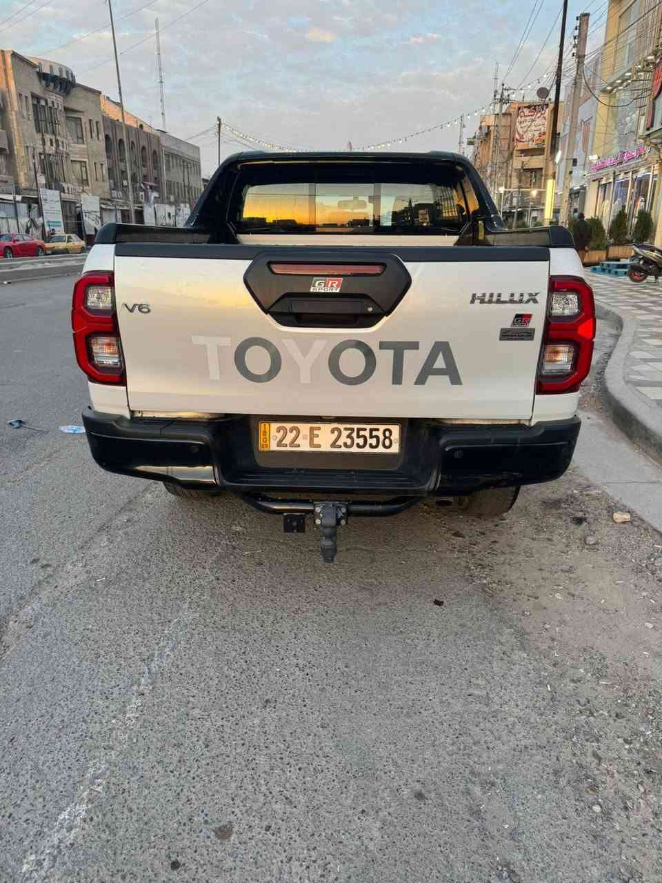 تويتا هايلوكس GR موديل 2023 
مواصفات معروفه 
والسونار مرفق مع الصور 
رقم اربيل بأسمي هزه جديده
سياره جديده على ايدي

🛑السعر سوي تعليق يصل مباشرة 🤖 

عنوان بغداد البنوك 

رقم صاحب السيارة 
***********

