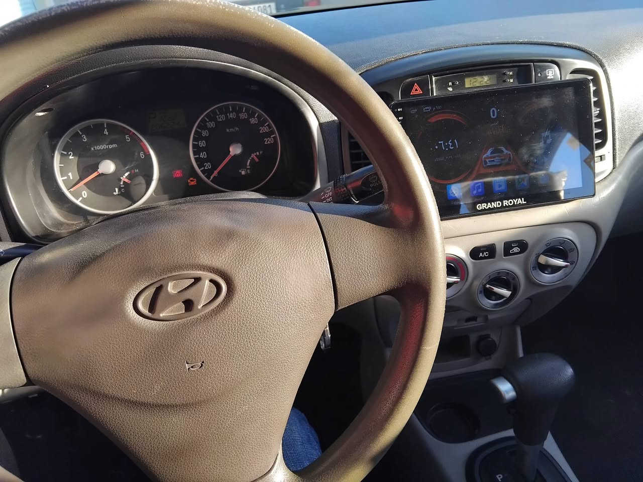 للبيع اكسنت
موديل 2009

وارد كوري 

بلا ضرر 

محرك 16 وكير شرط 

هيئه وغرامات 0 

شرط التحويل
***********
