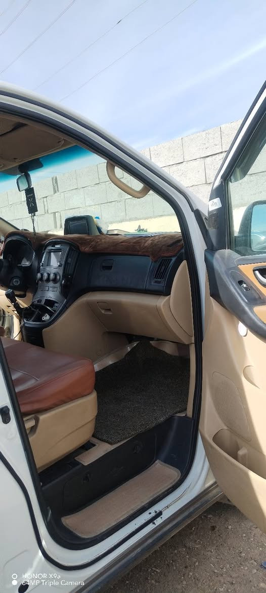 السلام عليكم للبيع ستاركس موديل ٢٠١٦ مفتوح رقم بغداد انلكيزي للاستفسار الاتصال على الأرقام التالية
***********
***********
