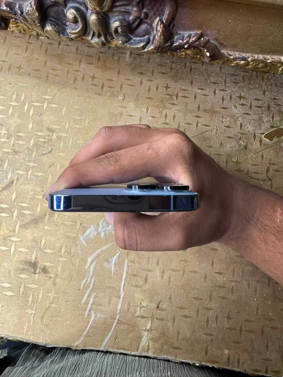 للبيع ١٣ برو ماكس ذاكره ٢٥٦ بطاريه ٨٧مبدل اصلي وشاشه اصلي فيس إيدي شغال دبل سيم كل عيب مآبي سعره ٤٥٠


**إذا كنت صاحب هذا الإعلان وتريد حذفه لأي سبب، رجاءا أرسل رسالة إلى الدعم الفني**
