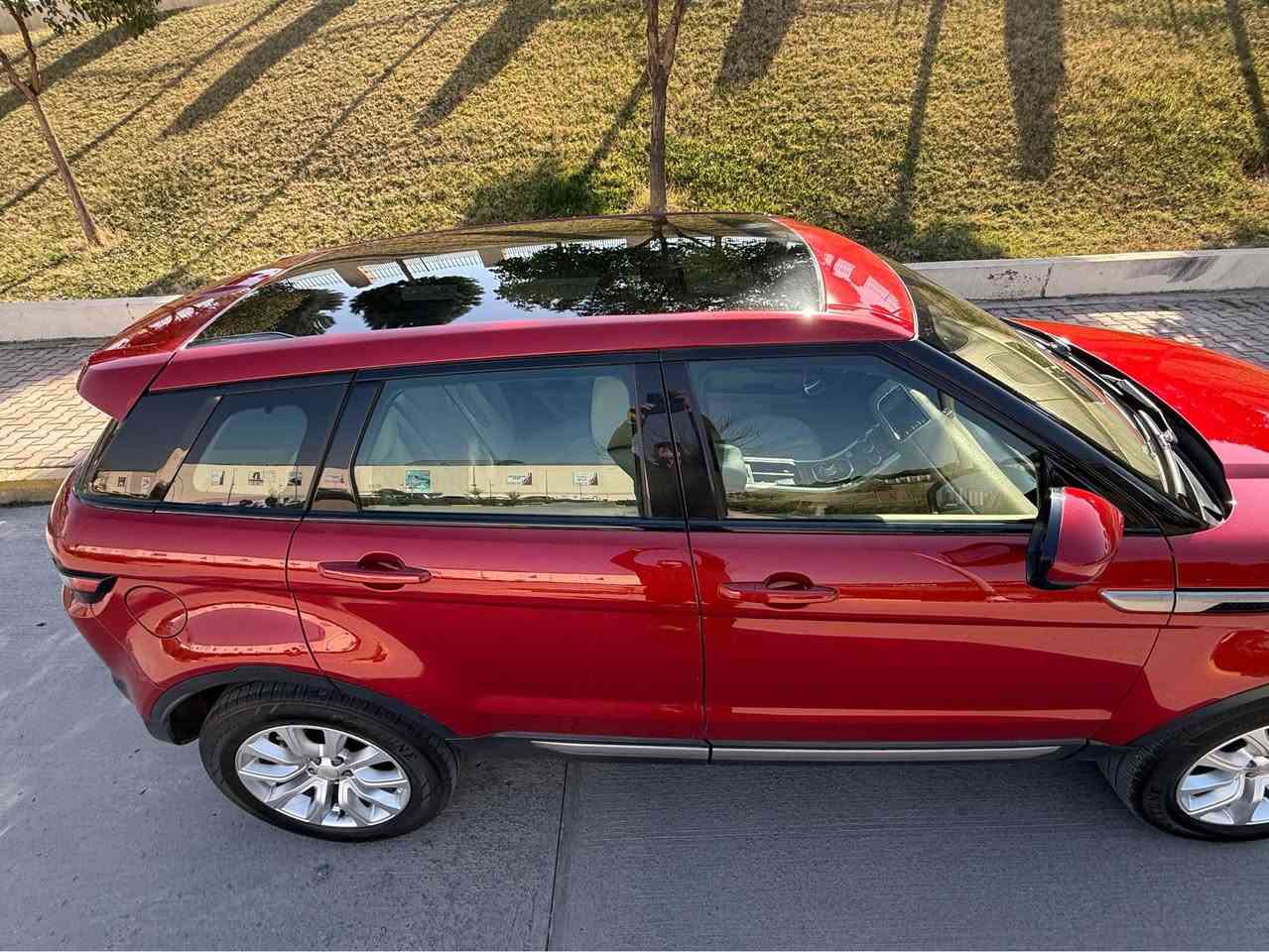 رانج روفر ايفوك شركة سردار خليجي صفر اربيل فول مواصفات 

محرك 2000 تيربو 4 سلندر نظيف وجاهزه 

سنويه منتهيه مكانها سليمانيه 

بيع او مراوس برقم شمالي 

***********

***********

145$ السليمانية, العراق
