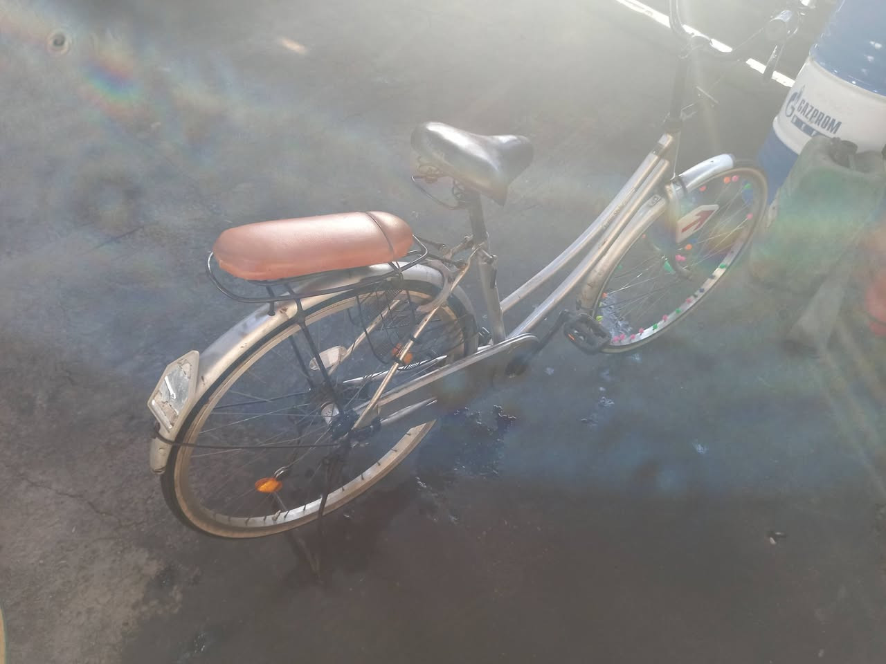 سلام عليكم هذا باسكل البيع مكاني بشعب قرب نهايت الفورمات ***********
