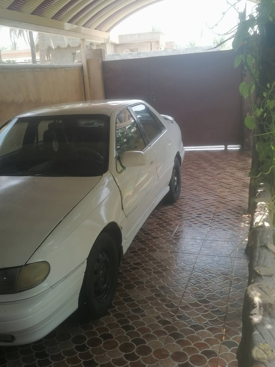 متاح النترا ابيض المكان ديالى الوجيهيه بهبسه هذا رقمي *********** السعر ٢٥ وبيهه مجال
