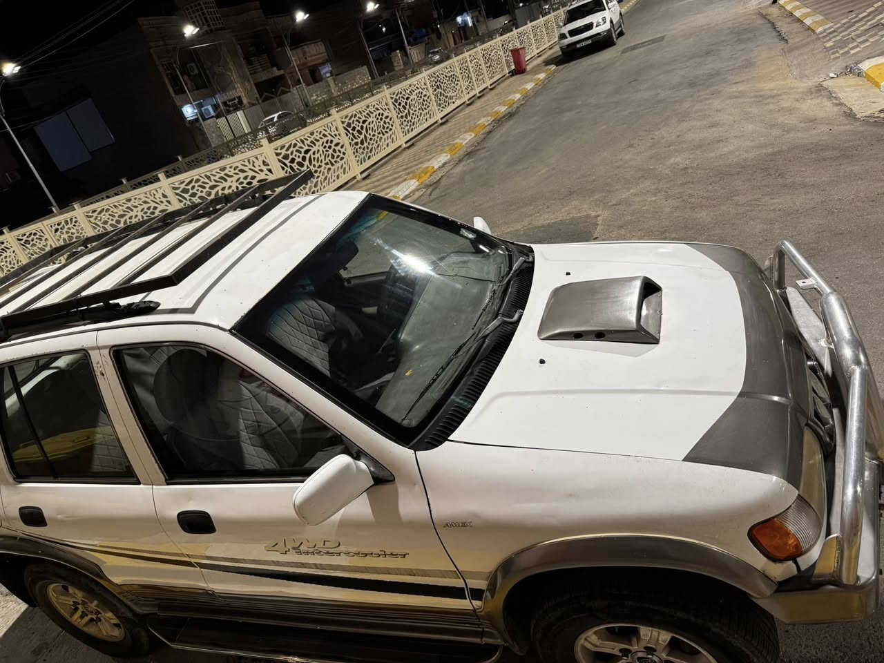 السلام عليكم سياره سبورتج 2000
محرك وكير كامري ونجي 
مكان فلوجة 
السعر ٥٥$
***********
