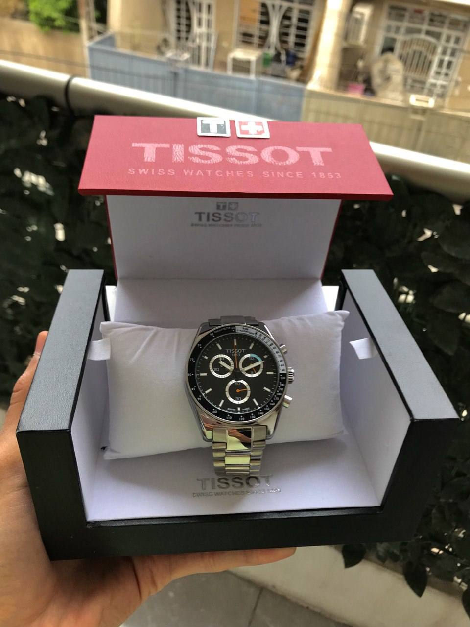 ساعة (تيسوت) إنتاج (٢٠١١) وزن ثقيل ، باله اوربي غير مستخدم
نظافة (١٠٠٪) و شغل (١/١) ضد الماء
سناتر شغالة
قطر (٤٤) و سير كامل
 قطعة بلاديه بالكامل مع [العلبة الأصلية]


**إذا كنت صاحب هذا الإعلان وتريد حذفه لأي سبب، رجاءا أرسل رسالة إلى الدعم الفني**