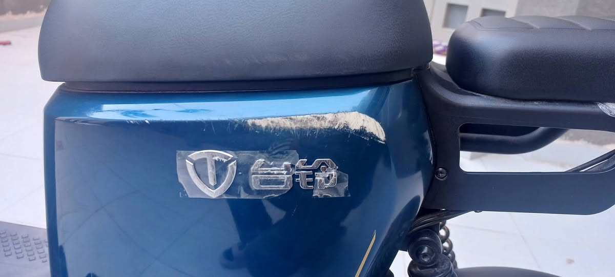 دارجة شحن V10 للبيع الدارجة حلوة ونضيفة ٣ نمر كهربائيات كلها شغالة ومفتاحين يجي وياها السعر 450 وبيها مجال


**إذا كنت صاحب هذا الإعلان وتريد حذفه لأي سبب، رجاءا أرسل رسالة إلى الدعم الفني**