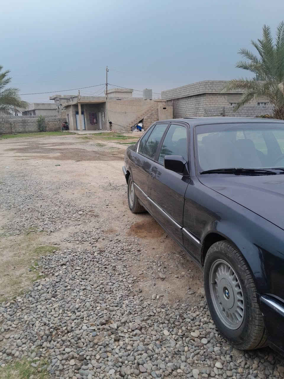 السلام عليكم 
بي ام حجم ٧٣٠ 
موديل٩١ رقم صلاح الدين انكليزي جديد نهاية ٢٠٣٠ باسمي تريد تحويل أتريد وكاله 
صبغ عام جماليه كير محرك كله بالشرط تخم تاير جديد باتري جديد صدر كله تمام السياره جاهزه وين ماتريد اترايك ٢٠٠ 
السعر ٣٨ ويرهم مراوس اوبل فكتره لو اوميكا  رقم دولي 
***********
***********
