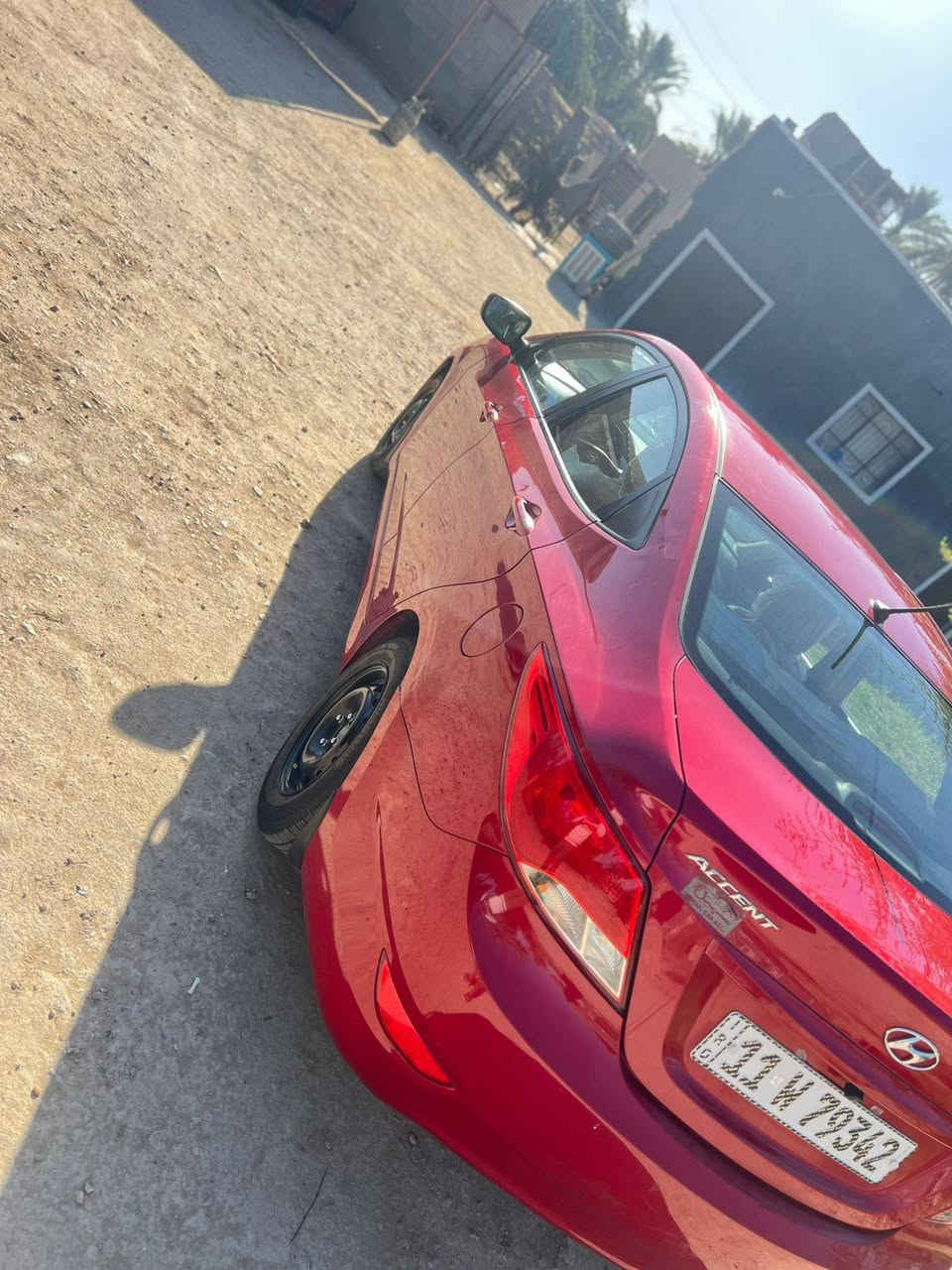 سلام عليكم من رخيصة الادمن اكسنت موديل 2016 خليجي رقم بغداد الجديد سياره حلوه وجاهزة مكفوله من كلشي صدر جديد تخم تاير تبريد مكينه وكير خير من الله مكان السيارة بابل السعر105بي مجال شي بصيط *********** اخواني شرط المداور سونار موجود
