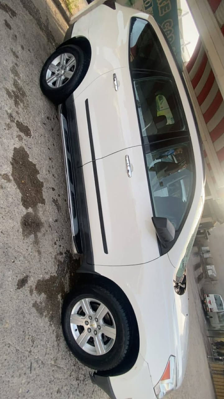 شوفليت ترافيس 7 راكب  موديل 2012 كلين بدون ضرر كير مكينه خير من الله مكفول من كل شي  رقم اربيل جديد او سنويه جديده اي نقص مابي شاشه كامره تحديد سرعه سعر 125$ بي مجال بسيط مامتواجد عل فيس خابر رقم *********** كركوك, العراق
