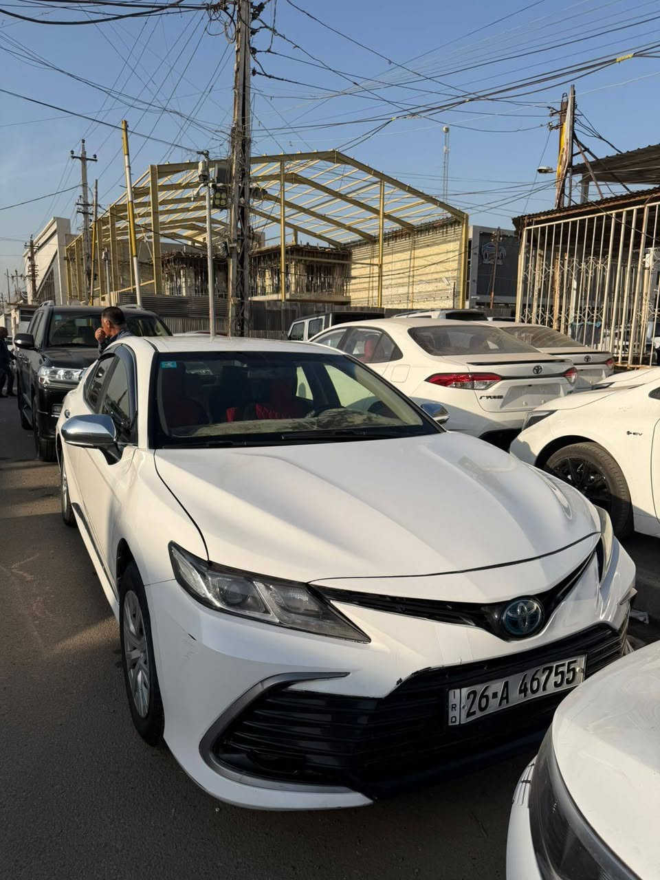 السلام عليكم كامري هايبرد كلها شرط بلاد٢٠٢٣ تكسي دبي السعر ١٣٠ سياره جديده بدون اي نقص تخم تاير جديد العنوان صلاح الدين ***********
