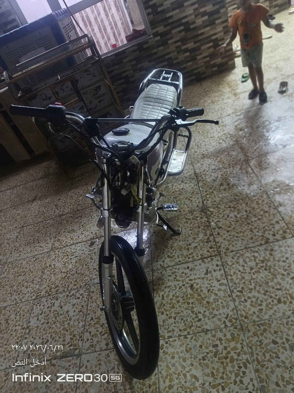ماطور خمسه جير السعر 300.  ***********
