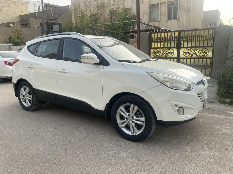 سلام عليكم توسان ٢٠١٣ خليجي مكفوله بس بارد بهلال الجاملغ الخلفي بسيط السعر المطلوب ٢١ مليون مكان بغداد الزعفرانية استفسار اكثر  ‭٠٧٧٠ ٢٩٣ ٣٢٢٠‬ ‭
