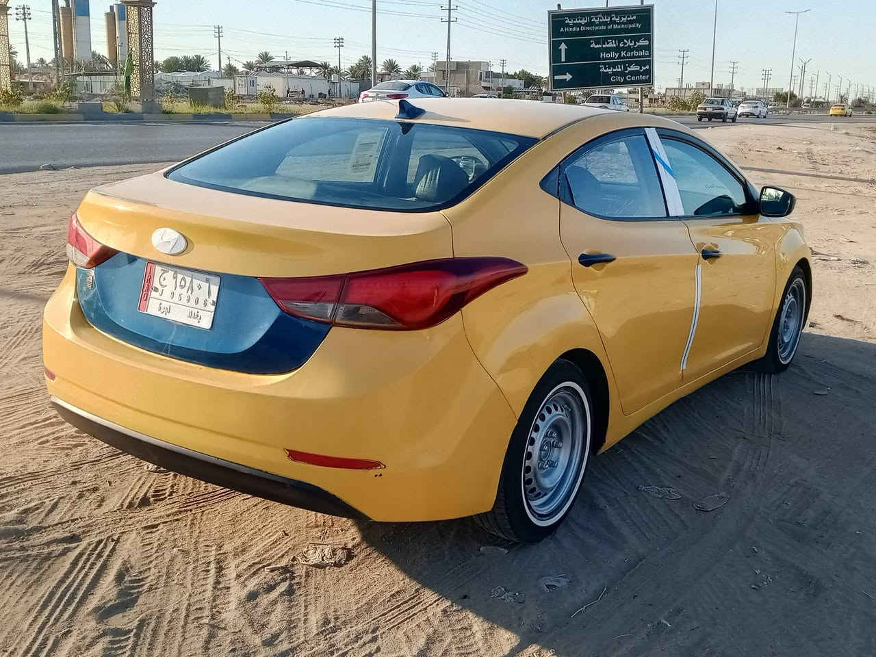 سلام عليكم النترا وارد امريكي موديل 2014
بيها جملغ خلفي فقط 
بدون داخل 
موصفات نص فول 
محرك 2000
كير حداديه مكينه مكفولت 
رقم بغداد تحويل ثاني يوم 
مصفره هيا وغرمات
سعر 97 وبيها مجال قليل 
مكانه كربلاء طوريج 
رقم ***********
