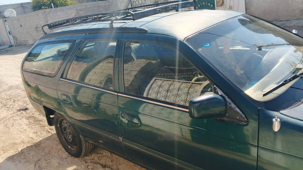 السلام عليكم من رخصه الادمن سياره فورد تورووس استيشن سبعه راكب موديل 1994بابل السنويه بأسمي رقم إنكليزي سياره بلاديه مكفوله كير ومحرك تخم تاير نظيف كهربائيات كامله ما بيهه تبديل ولا ضربه السعر 36 وبيهه مجال عنواني بغداد حي النصر الباويه تلفون ***********
