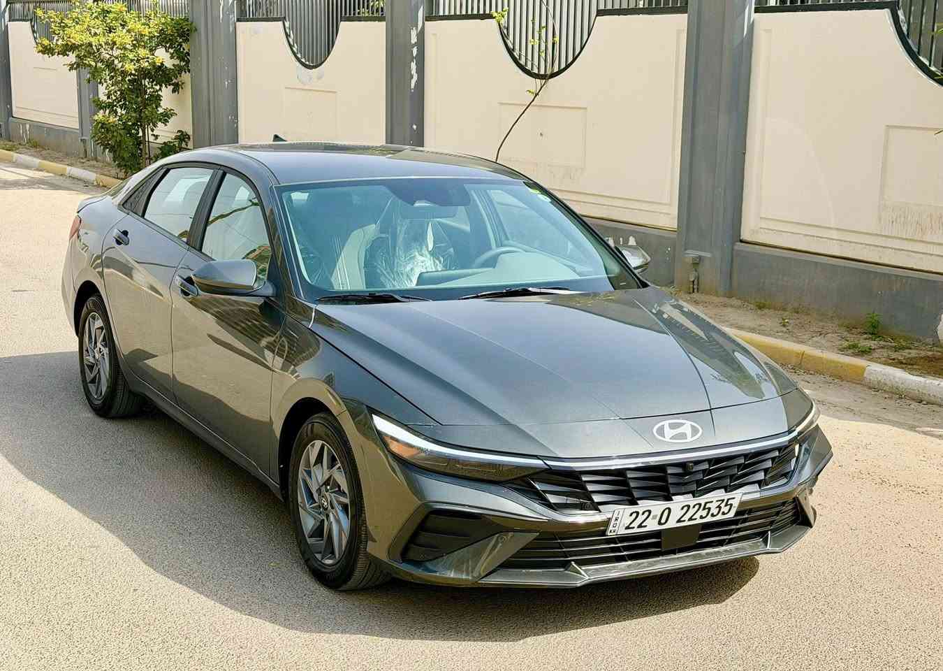 للبيع فقط بدون مراوس
النترا 2024  وارد امريكي 
فول مواصفات. عدا الفتحه

ماشيه (9) ألاف فقط  جديده بوضع الشركة بدون اي نقص 

حادثهة بارد بقبق الصندوق وقطعتين كلير فقط بدون معجون بجم كبس 
بدون ايرباك 
مكينة 2000 دوش
بصمة تشغيل وابواب
شاشه كبيره متصل ديجتل 
لد بلدشبول متغير
لايت زنن بلادي 3 عدسات
كار بلي 
رادار امامي
ورادار خلفي
ورادار جانبي
تحديد مسار
قياده ذاتيه
تنبيه خروج عند المسار
ويل كب لد نهاري. فول تحكم ستيرن
كير اوتو +عادي. تنبيه. اهتزاز. بلستيرن 
السياره بعده بوضع الشركه ومابيه ولا نقص
رقم اربيل الجديد تحويل وكاله مضمون 
للاستفسار
السعر 165وبيهة مجال كلش بسيط
العنوان بغداد الكاظميه
للأستفسار ***********
