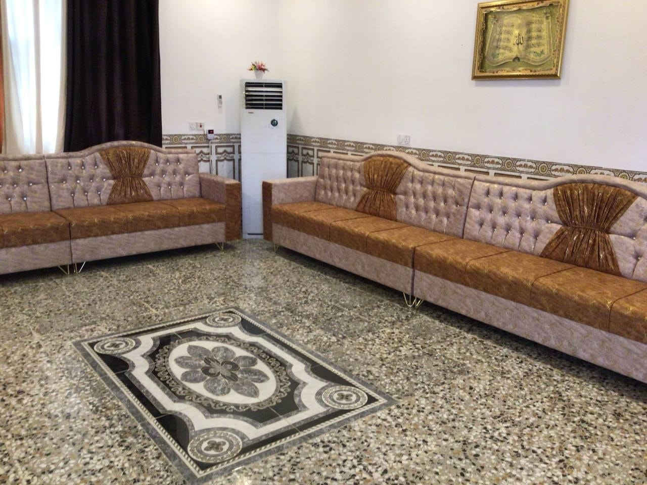 ✨ “وَقُلِ ٱعۡمَلُواْ فَسَيَرَى ٱللَّهُ عَمَلَكُمۡ وَرَسُولُهُۥ وَٱلۡمُؤۡمِنُونَ” ✨

⚜️ معرض الرشيد – عنوان الفخامة والتميّز ⚜️

🏡 تصاميم فريدة تفصيل حسب ذوقك ومساحتك
✔️ موديلات أنيقة تلائم جميع الأذواق.
✔️ تنفيذ دقيق يتناسب مع أبعاد منزلك وألوانه المفضلة.

🔹 احترافية ودقة في العمل
✔️ فريق متخصص يضمن لك تنفيذًا مثاليًا.
✔️ خدمة قياسات مجانية بأعلى درجات الدقة.

🌿 أفضل المواد الخام – جودة تدوم لسنوات
✔️ خشب الزان الروماني المجفف المعروف بمتانته الفائقة.
✔️ خشب السنديان الأمريكي لضمان الصلابة والقوة.
✔️ إسفنج مميز اول الأول لراحة لا مثيل لها.
✔️ أقمشة مستوردة مقاومة للماء وسهلة التنظيف.

🎨 خيارات تصميم حسب رغبتك
✔️ حرية اختيار لون الخشب والقماش بما يناسب ذوقك.
✔️ تشكيلات متنوعة تناسب جميع الأساليب والديكورات.

💎 الجودة والموثوقية في كل تفصيلة 💎
✔️ منتجاتنا مصنوعة بأعلى معايير الجودة لتدوم طويلًا.
✔️ ثقة عملائنا هي سر نجاحنا، وأعمالنا تتحدث عن نفسها.

📍 موقعنا:
📍 بغداد – المحموديه - ناحيه الرشيد 

📞 للتواصل والاستفسار:
📲 ***********

⚜️ معرض الرشيد– حيث تلتقي الجودة بالأناقة ⚜️
📩 اتصل الآن واجعل منزلك يعكس ذوقك الخاص!
🎊 حوّل بيتك إلى تحفة فنية بأيدي محترفين! 🎊
