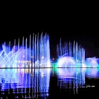 النافورة الراقصة تضفي جمالاً للجزيرة السياحية في العاصمة بغداد : غدا ي...