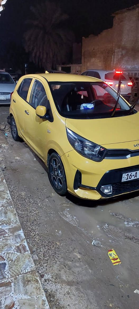 السلام عليكم ورحمه الله وبركاته بيكاندو لون اصفر رقم خصوصي 2023 كفاله عامه  فول مواصفات وارد كوري ما عدا الدعاميات بيهن خدوش ***********
