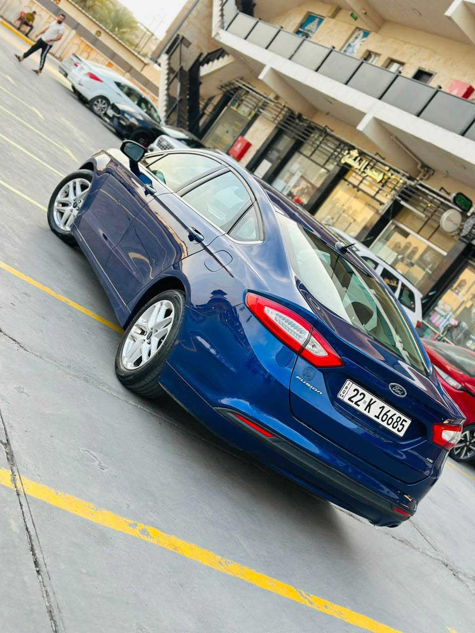 سلام عليكم 
بيع او مراوس  حسب القناعه 
فورد فيوجن 2016 مكينه 2.5 تنفس طبيعي بدون تيربو 
مكينه كير كفاله 
مواصفات SE 
تحكمات  ستيرن كامل مثبت سرعه 
شاشه تاب كشنات كهرباء بجم زينون  هاندبريك بصمه 

كامره دواره تبريد قطعتين LED خلفي امامي 
اشاير بالمري 
اناره ترحيب خارجي 

جاهزه بدون اي نقص 
بيها رش بنيد وباب وجاملغ 
رقم سنويه  هزه جدد  رقم اربيل 
بأسمي تحويل وكاله حاضر 
السعر 100مكانها العامريه 
*********** بغداد, العراق
