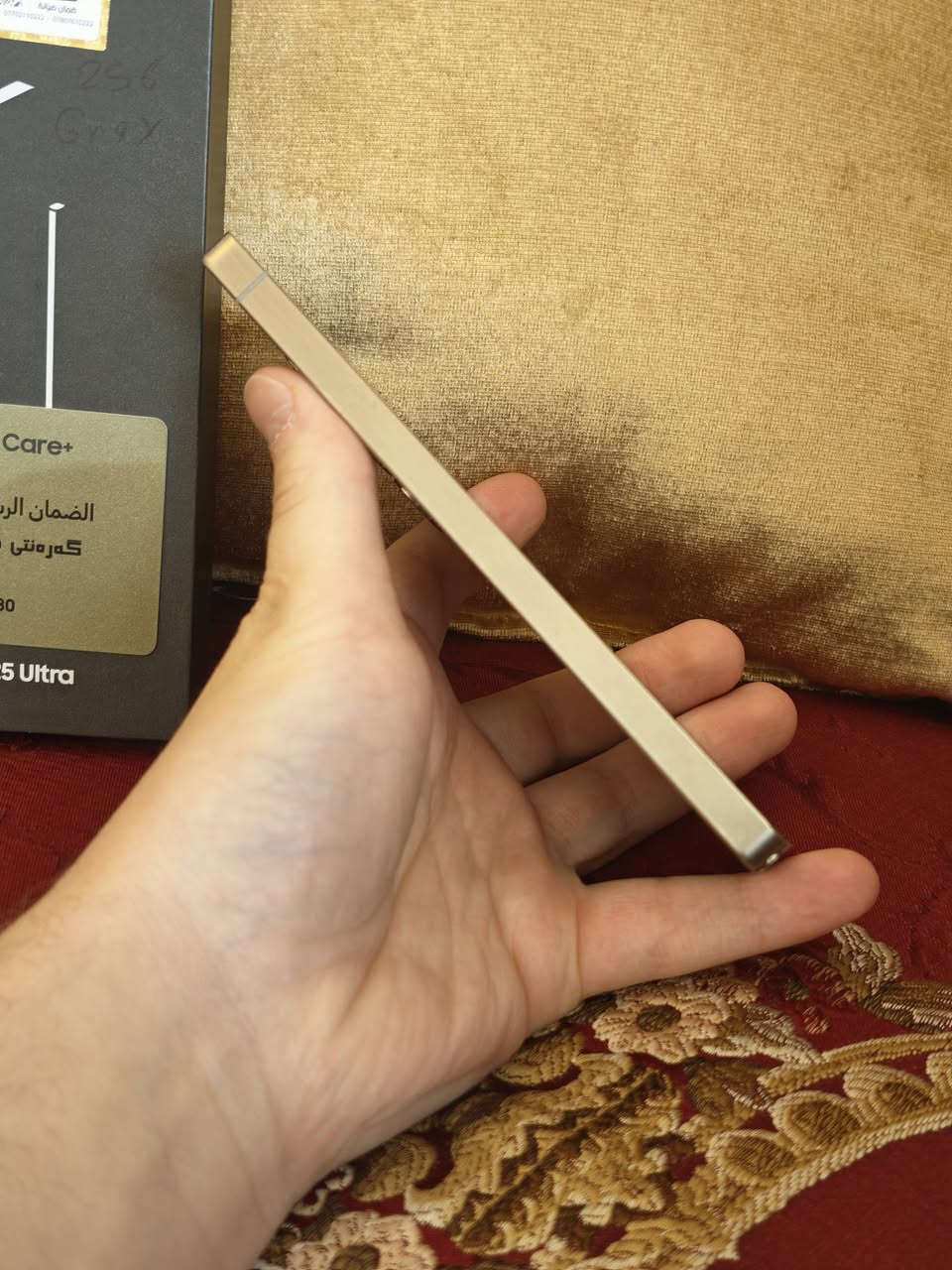 سلام عليكم للبيع أو مراوس إس 25 الترا وكالة كارت ضمان الجهاز مكفول وجديد ملحقات كامل شرق اوسط ذاكرة 256 لون مميز نظافه 100% السعر 1150 مكاني كربلاء للتواصل على الرقم ***********
