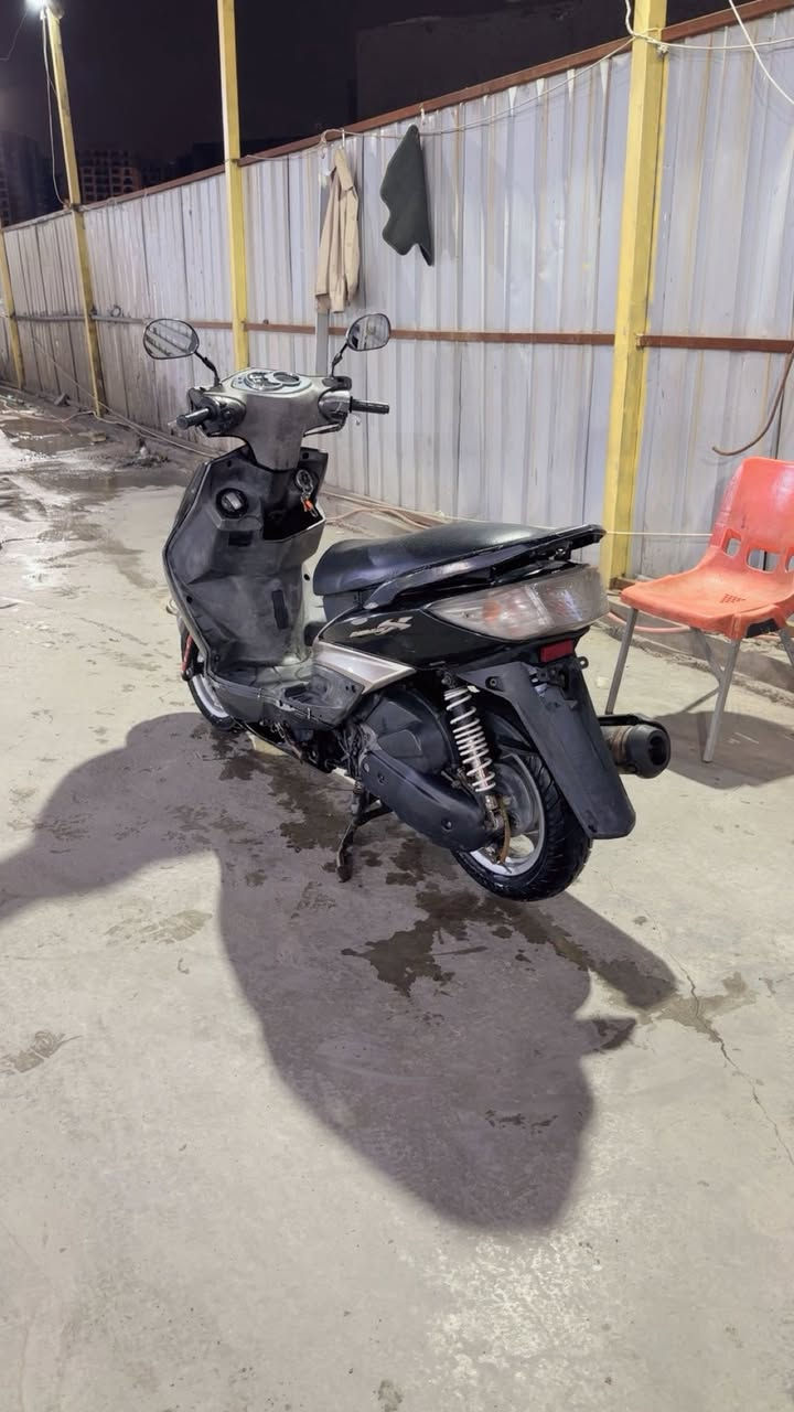 للبيع سكنس فحل ياباني قبق نفخ نوزل خطين كفر ومكينه بلادي كهربائياته كلها شغاله اي نقص ما بيه نكره بكل وكت أوراق منفيس السعر ٧٥٠ وبيه مجال للشراي بغداد حي الجهاد***********
