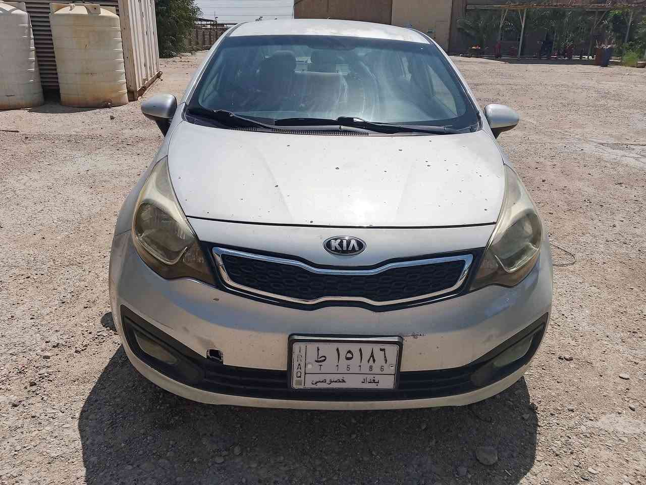 كيا ريو موديل 15 محرك جي دي اي وارد امريكي ضربتهة جاملغ وباب سائق وبنيد سيارة بيها جراد كير مكينة مكفولة حدادية زينة تدفئة تبريد سيارة جاهزة رقم بغداد بسمي تحويل ثاني يوم سعر78 ورقة وبيه مجال  مكان الامين الثانية رقم الهاتف ***********
