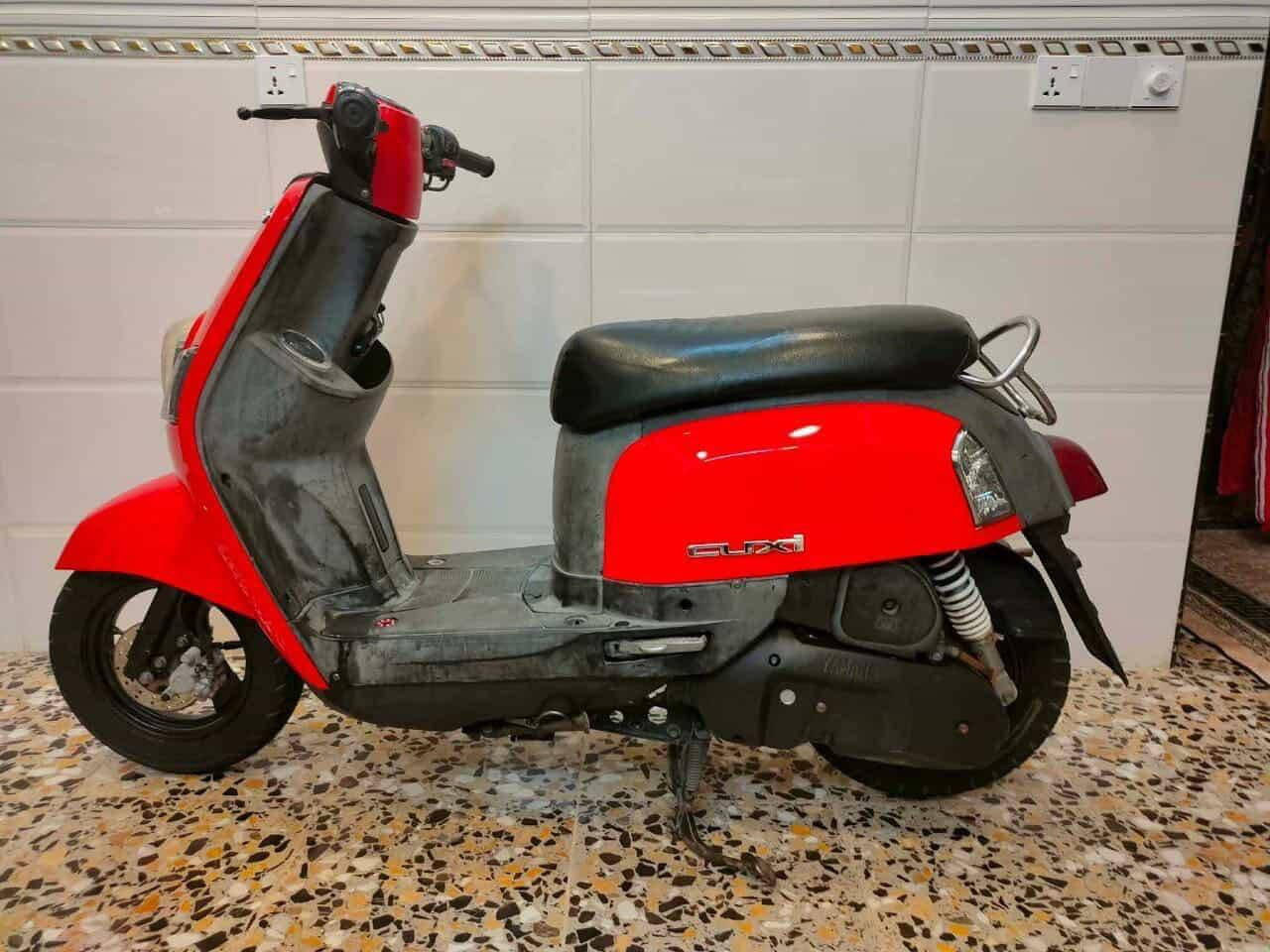 دراجه بوليس 2010
نوزل الدراجه خير من الله الدراجه سبانه ما ممدوده عليه الله يشهد تجيب فيتر وتجي اذا كلك ممدوده عليه سبانه تاخذه بلاش وتروح الكفرات اصليه مصبوغه بلون الدراجه الجبيره كوسكي يعني الجماليه سعر 750 وبيه مجال العنوان الدوره 
رقم الوتساب ***********
رقم بي بس سيمكرت مابي وتساب ***********
