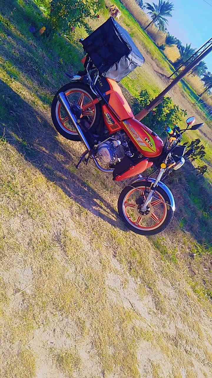 للبيع سيفان اي نقص مابي اوراق اصولي سعر 600وبي مجال حك جيه
تفاصيل اكثر تصل ***********واتساب  عنوان بغداد محموديه
