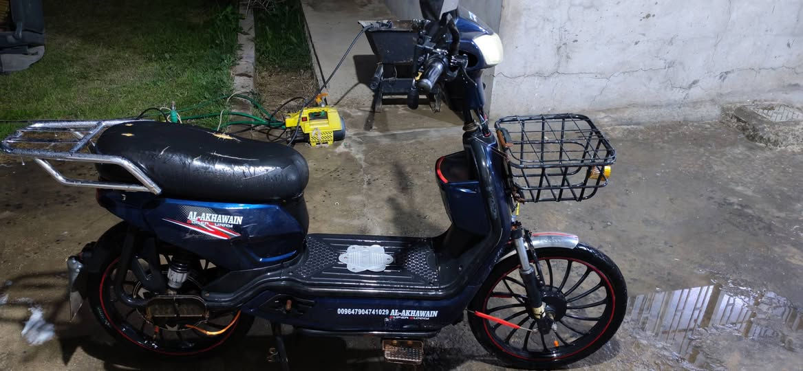 سلام عليكم موطور للبيع موديل 2024 خمس بطاريات موطور نضيف حته الدبلات بعدهن شغلات ما طاكات الموطور مكفول مابي شي بس 🔋بطاريات نص عمرهن ييقرن٦ السعر  ٢٠٠ الستفسار اتصال عله هذه الرقم ***********
