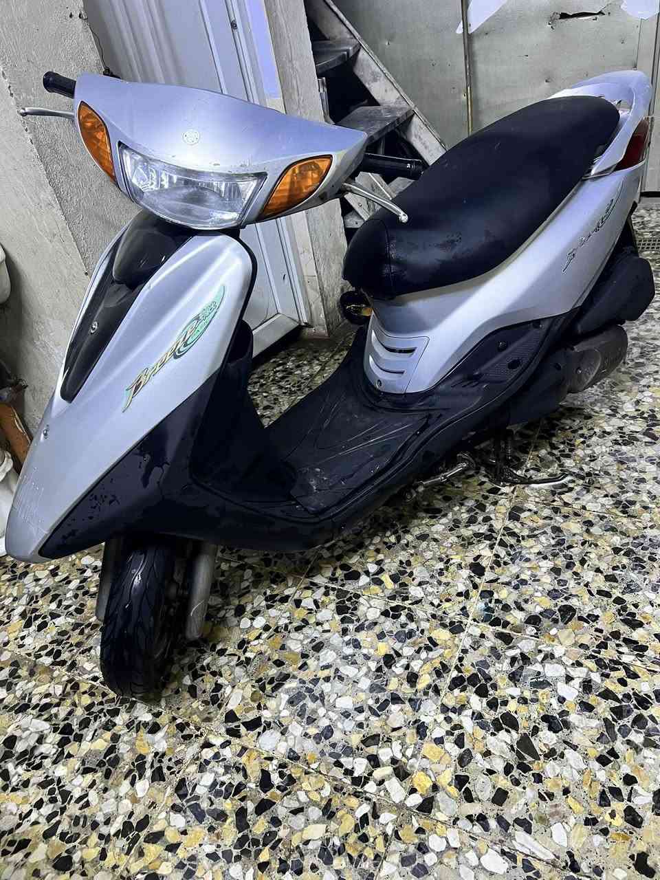 بريز لايت عالي سرعه ١٤٠ ياباني كله مختمه نوزل سكليتر خطين كله بلاديه اي نقص مابيه دراجه جديده السعر ٦٥٠ مكاني بغداد المشتل ***********
