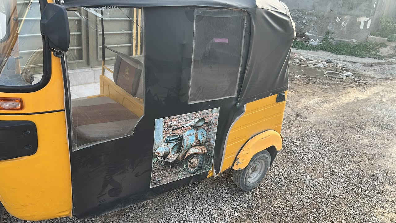 سلام عليكم تكتك 19 شهر لدعش محسوبه عل عشرين نضافه فول تكتك خير من الله كبل للشارع لسعر سته وربع رقم ديالى ***********
