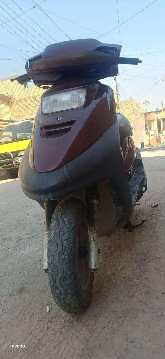 دراجة فراشة فضائي سرعة ١٤٠ مكينة ١٠٠ خير من الله نكرة سلف كهربائيات كلها شغالة لايت بك لايت اشاير سكن كفرات نظيفة جداً دراجة كاملة مكملة بس باتريها ضعيف لان جانت كاعدة مكاني بغداد العبيدي حي الرئاسة *********** 
السعر ٢٥٠ دولار بغداد, العراق
