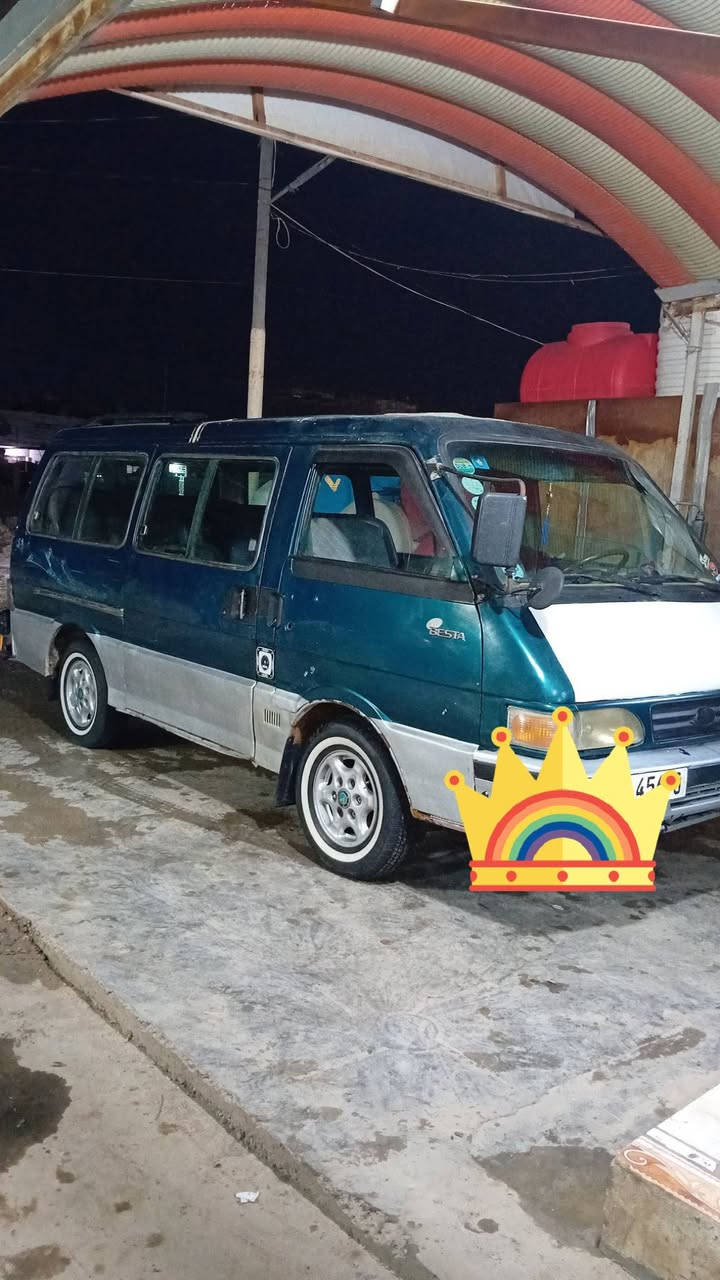 السلام عليكم كيا بستا للبيع موديل 94 رقم بغداد انكليزي سياره باسمي تحويل مباشر  سياره خير من الله كير اكسل ومكينة كله مكفول داخله كله جديد كشنات ستاركس سيارة متعوب عليه تجي وتشوف بعينك   سعره 35 وبيه مجال بسيط للستفسار اتصل وتدلل ***********
