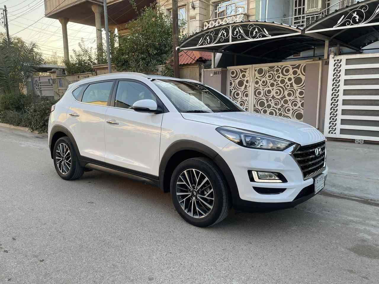 السلام عليكم توسان 2020 خليجي مكفوله كفاله عامه السياره كلش جديده ماشيه ( 41 ) الف عل وضع الشركه كير مكينه صدر تبريد تخم تاير كله جديد مابيه اي نقص السعر 218 مكاني بغداد  الكرخ م *********** ممتواجد عل فيس
