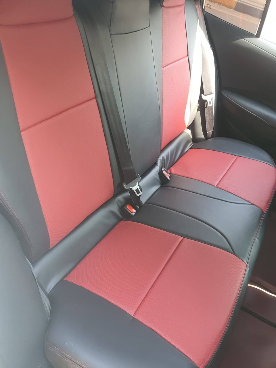 موديل ٢٠٢٤ هايبرد كفالة عامة ماشية ٢٨ الف بأسمي رقم بغداد دوشمة كاملة وتغليف وسيارة بحالة الوكالة السعر ١٤٥ ققل مكاني كربلاء..***********
