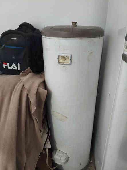 فريزة+براد +سخان ماء+غساله حوضين للبيع .
*********** للتواصل
